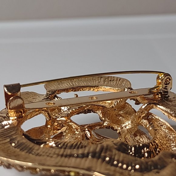 Heavy Metal Rhinestone Gold Tone Large Rose Brooch - Picture 11 of 13